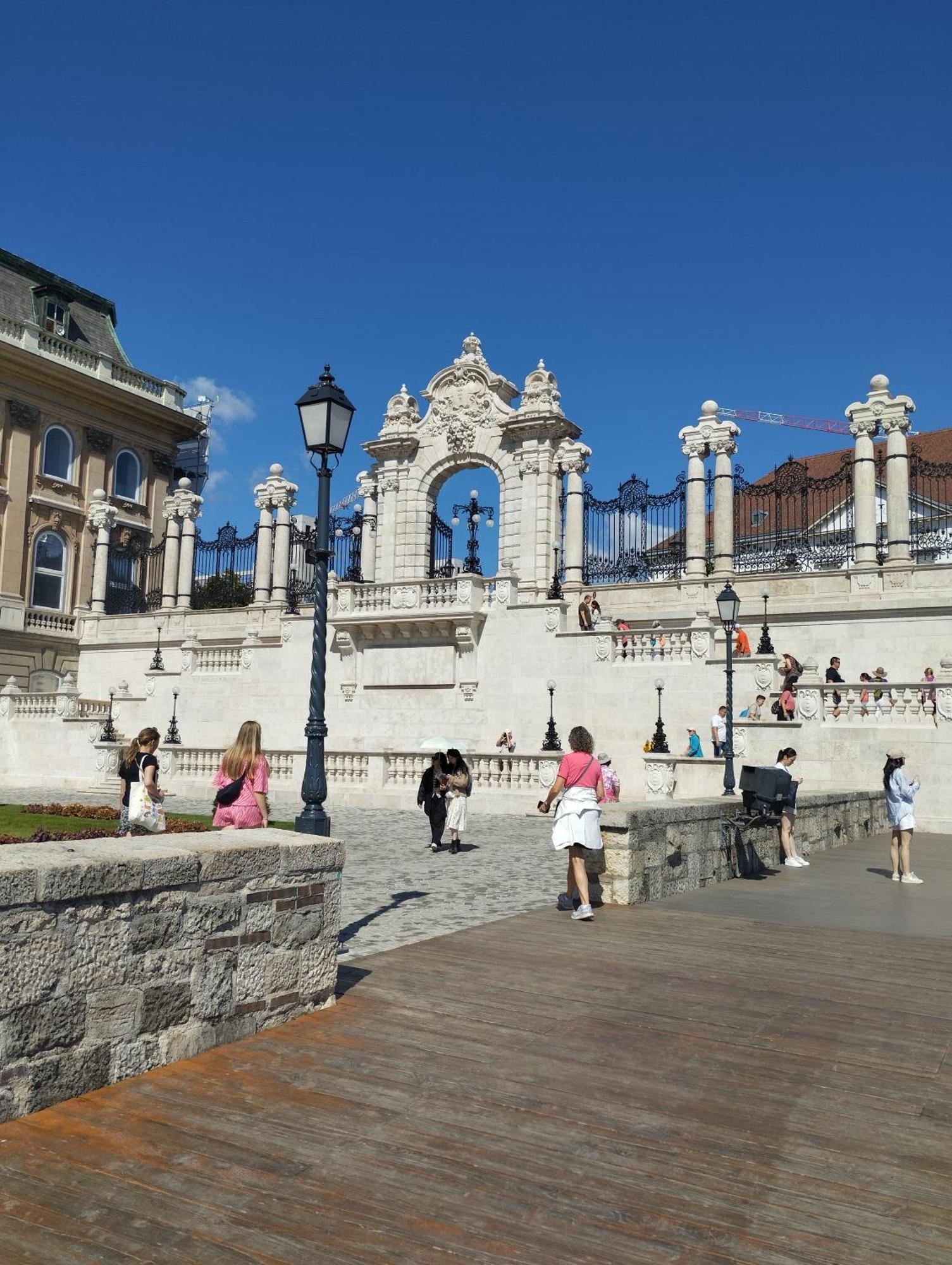 Free Parking Garage! Downtown Apartment Close To New York Cafe Budapest Extérieur photo